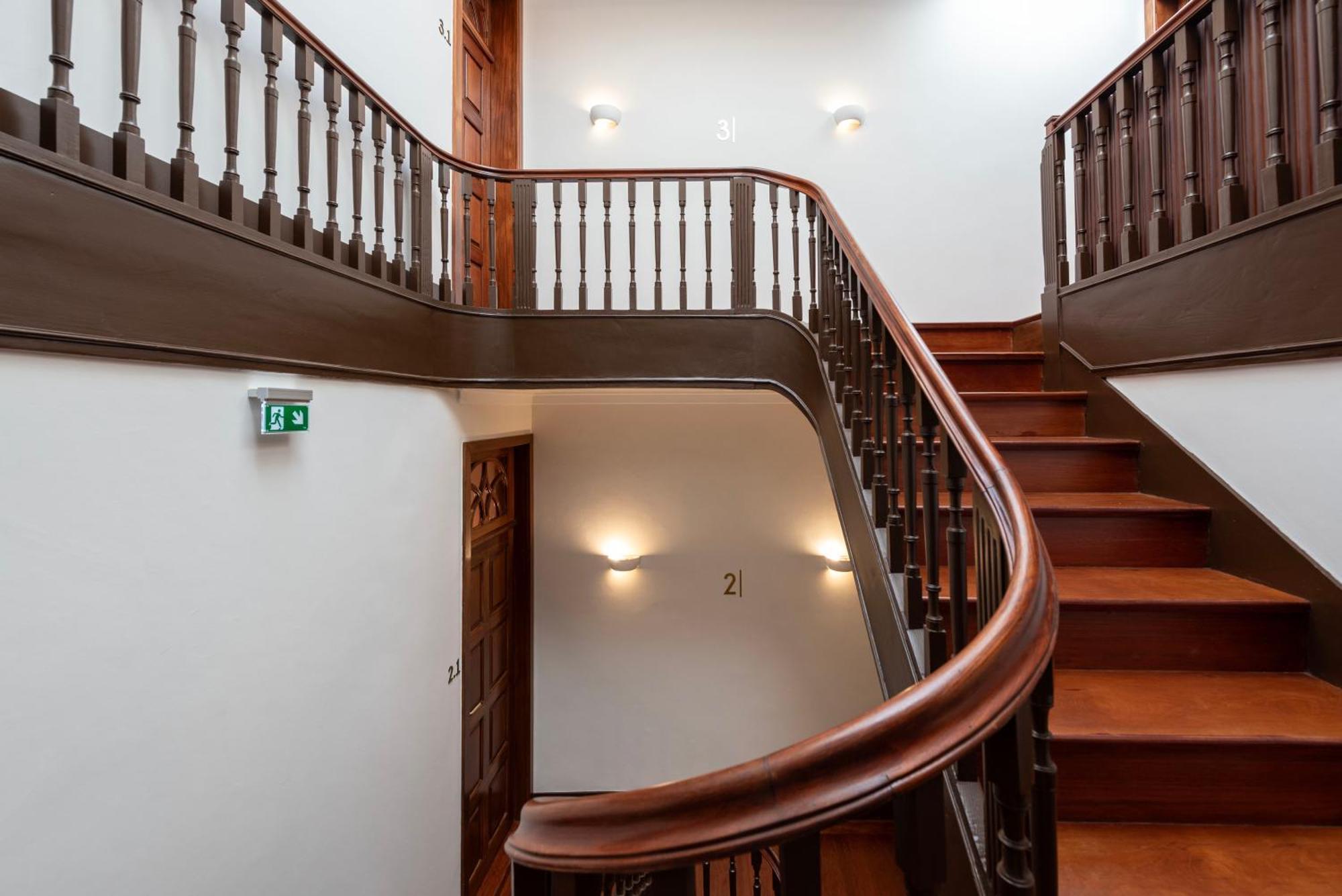 Lit Apartments - Clerigos ปอร์โต ภายนอก รูปภาพ